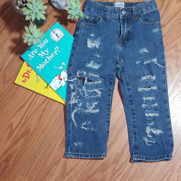 Distress Jean's size 2t - Picture 8 of 8